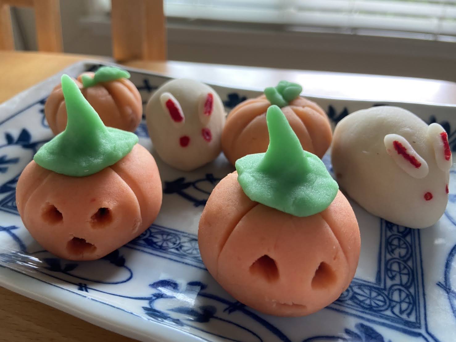 October 24, 2020 Wagashi Making “Nerikiri 202” Urasenke Tankokai